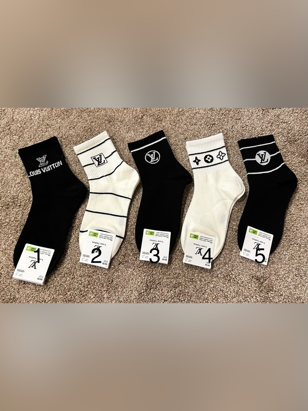 Fashion LV Black & White Logo Crew Sock - Choose 1 - Picture 2 of 2